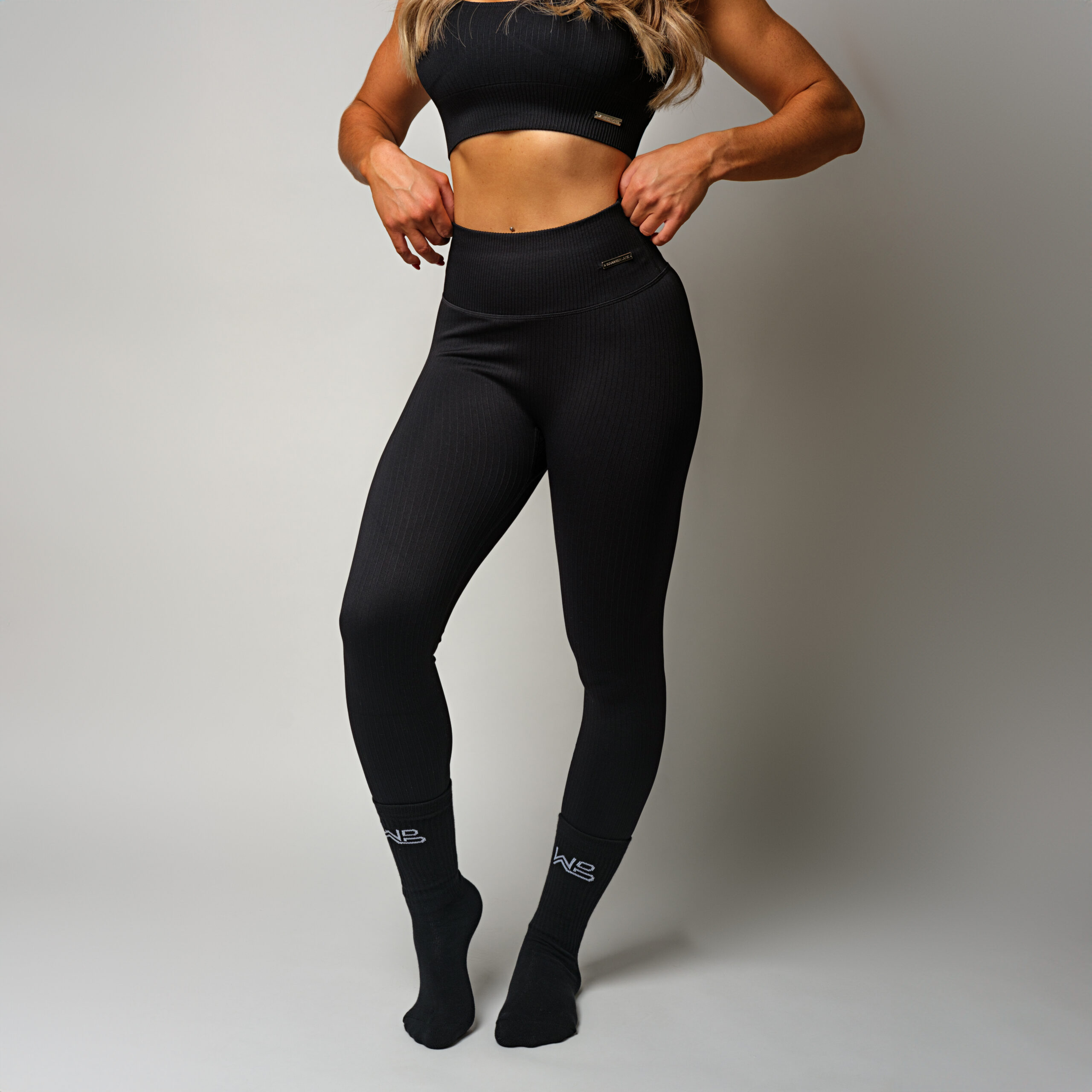 Seamless Ribbed Leggings - Black - Image 7